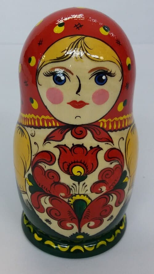 Р 477. Матрешка Пермогорская роспись. Одноместная.